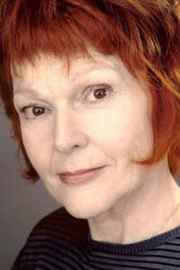Véronique Alain in La Salamandre