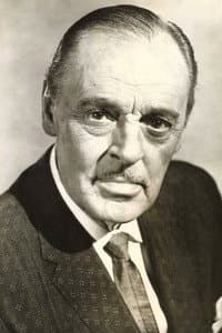 Jerome Cowan in Shall We Dance