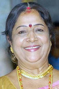 B. V. Radha in Hosilu Mettida Hennu