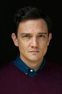 Sebastian Armesto in Alpha: Omega