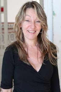 Nuria Mediavilla in Desmuntant Leonardo