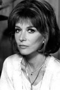 Lee Grant in Going Shopping