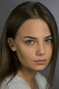 Bahar Şahin in Sev Arkadaş