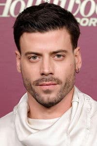 François Arnaud in 23 décembre