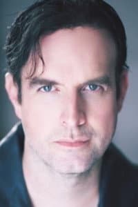 Guillermo Valedón in Stranded in Paradise