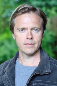 Nick Waring in Royal Wives at War