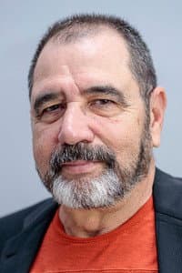 Carlos Cruz in Cuerpos clandestinos