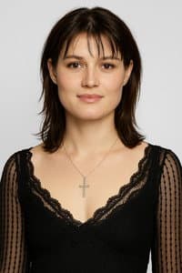 Emma Catherwood in The Reeds
