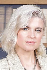Cécile Cassel in Vivante