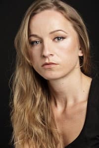 Bianca Kovacs in Cuarta Sesión