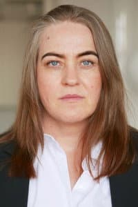 Marjaana Kuusniemi in Jumalan hampaat