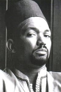 Sonny Caldinez in White Cargo