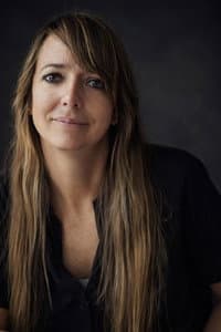 Laura Calle in Sinking