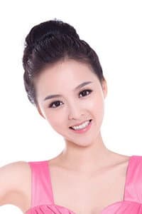Yu Xintian in 28岁未成年