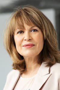 Patricia Tulasne in Louis 19, le roi des ondes