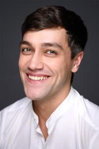 Artyom Eliseev in Это...
