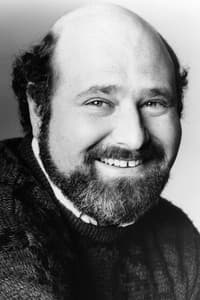 Rob Reiner in Fire Sale
