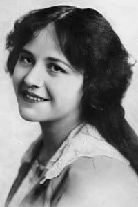 Edna Payne in The Silent Signal