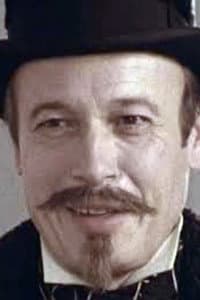 François Dalou in Adorable menteuse