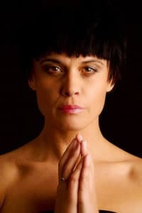 Perla Kučerová in Sestra