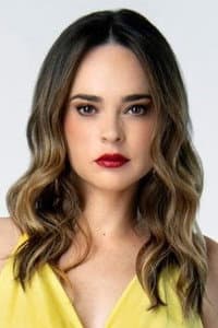 Fabiola Guajardo in Bajo un volcán