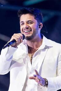 Cristiano Araújo in Cristiano Araújo - Ao Vivo em Goiânia