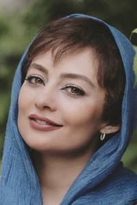 Yekta Naser in حدود 8 صبح