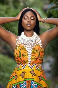 Yvonne Nelson in Fix Us