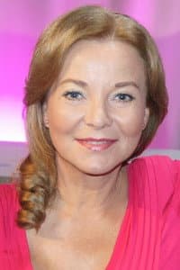 Laura Łącz in Dłużnicy śmierci