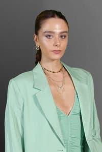 Seray Özkan in Yabani