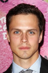 Jake Robinson in The Carrie Diaries