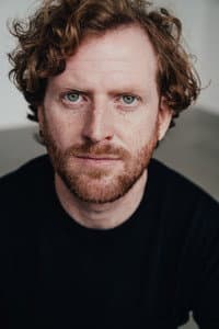 Ben Plunkett-Reynolds in Unter der Welle