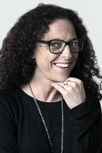 Valérie Pangrazzi in L'Aide Au Retour
