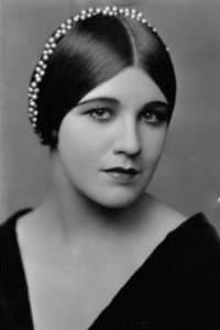 Nina Romano in Her Husband's Women