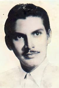 Johnny Monteiro in Clash of the Warlords