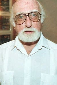 Jon T. Benn in Chen Muo De Fu Chou