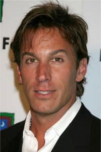 Dan Cortese in Two Guys Talkin' About Girls