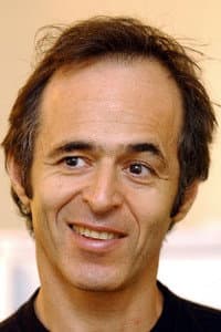 Jean-Jacques Goldman in Les Enfoirés - Les Enfoirés en chœur de 1985 à aujourd'hui