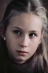 Ekaterina Valyuzhinich in Я вас дождусь...