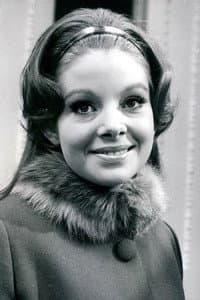 Anna Calder-Marshall in Pussycat, Pussycat, I Love You