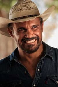 Aaron Pedersen in Darklovestory