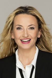 Christelle Chollet in Le Menteur