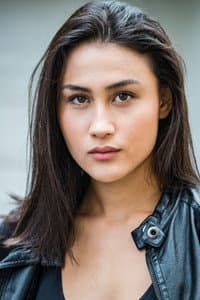 Brynn Godenir in Take Me Back for Christmas