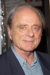 Harris Yulin in Hostile Waters