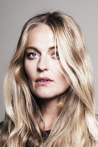 Svandís Dóra Einarsdóttir in Allra augu á mér