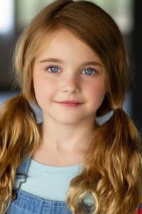 Anabelle Holloway in Average Joe