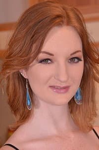 Zara DuRose in Secrets de famille: La Fille Adoptive