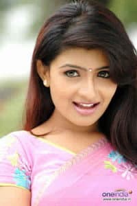 Rupa Sri in Cigarette