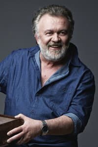 Imre Csuja in Emelet