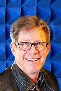Steve George in Kenny Loggins - Outside From the Redwoods